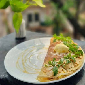 HD Honey Butter Almond Crepe