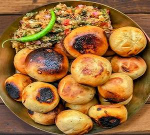 Bihari litti (2 pc) + chokha