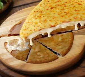 Cheese Burst Pizza