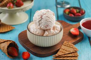 Mahabaleshwar Strawberries & Cream Zero Added Sugar Ice Cream