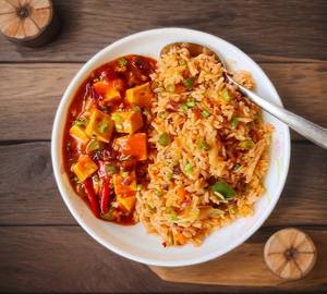 Veg Fried Rice &Chilli Paneer (3 Pieces)