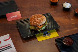 Desi Crispy Crunch Burger