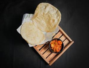 Bhature with Egg Tikka Masala
