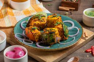 Achari Paneer Tikka
