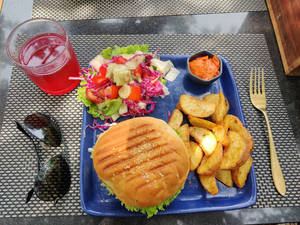 Love Cajun Halloumi Burger