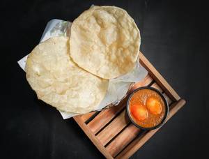 Bhature with Egg Masala
