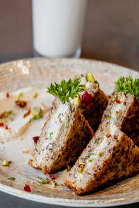 Pistachio Cranberry Sandwich