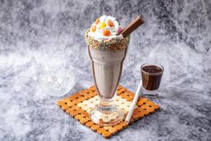 Nutella Kitkat Shake