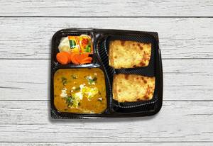 Daal Makhani Roti Thali