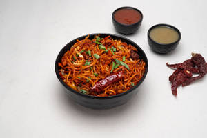 Chicken Schezwan Noodles