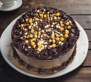 Chocolate Crunchy Cake