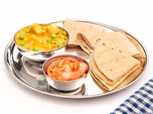Matar Paneer With Roti Or Paratha Or Rice