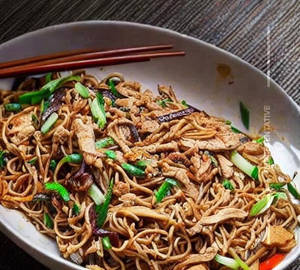 Chicken Hakka Noodles