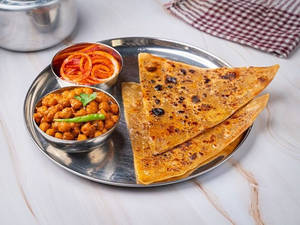 Chole Masala With Roti Or Paratha Or Rice