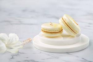 Passion Fruit and Saffron Macaron- Box of 6