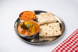Home Style Chicken Curry - Rumali Roti Combo