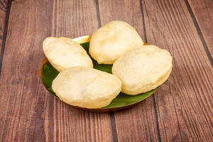 Peas Kochuri (4 Pcs)