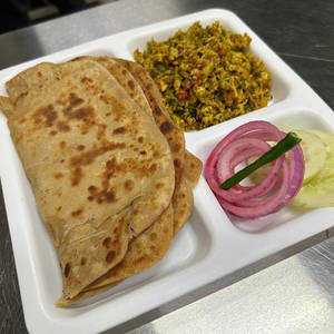 Paneer Bhurji + 2 Plain Paratha