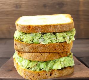 Veg Pesto Sauce Sandwich