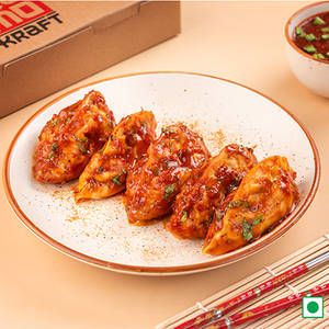 Paneer Hot Garlic Pan Fried Momo