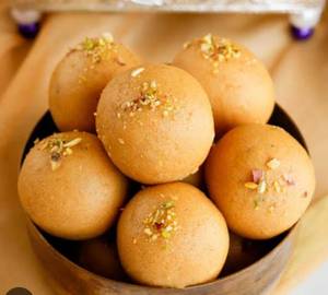 Besan Laddu 