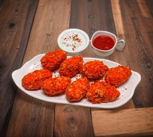 Kurkure Paneer Momos