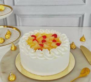 Classic Pineapple Cake