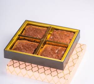 Box Of 4 Chocolate Fudge Brownies