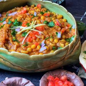 CHATPATA GHUGNI CHAAT