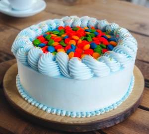 Vanilla gems cake 500 gm