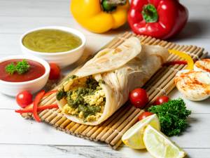 Spinach Corn Roll