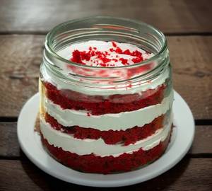 Red velvet jar cake   1 pc