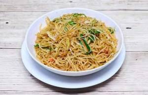 Veg Hakka Noddles