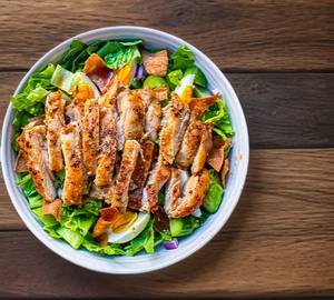 Egg Tandoori Chicken Salad