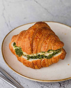 Pesto Mushroom With Feta Cheese Croissant