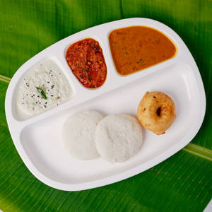 Idly Vada Combo