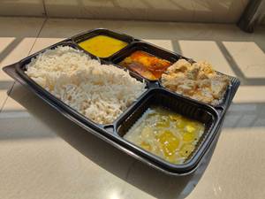 Malai Paneer Thaali