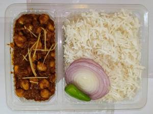 Steamed Rice With Channa Masala