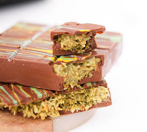 Mega Signature Pistachio Kunafa Xoco Bar [200 Grams]