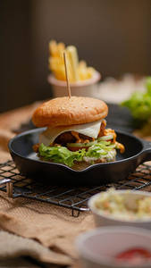 Paneer Tikka Burger