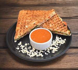 Mozzarella cheesy delight sandwich
