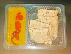 Phulka With Dal Fry