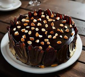 Roasted Almond Cake 