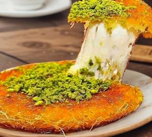 Cream cheese kunafa [medium]