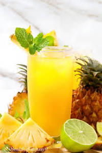 Pineapple Juice with Slices 
