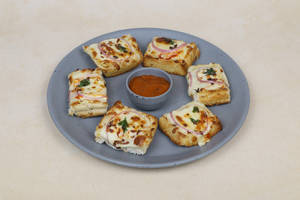 Paneer Garlic Bread