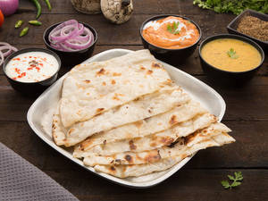 Butter Naan - Butter Chicken Boneless - Yellow Dal Tadka Combo