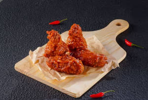 Fiery Sriracha Chicken Wings