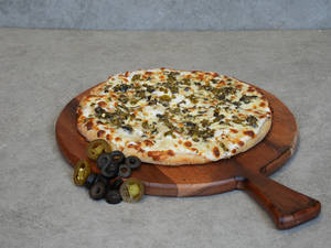 Cheese & Jalapeno Kick Pizza