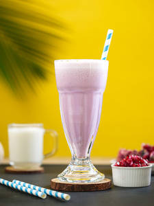 Anar Milkshake